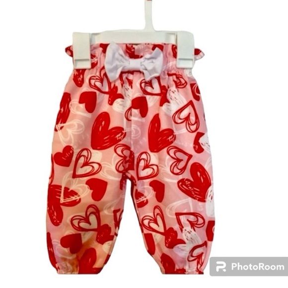 3-6 M Baby Girl V-Day Pants - Picture 5 of 5